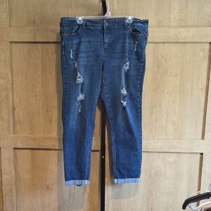 (J58) Wax Jean Ripped Distress Capri Jeans in Dark Blue Sz 18